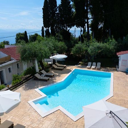 Olive Grove Poolside Apartments Benitses  Ngoại thất bức ảnh