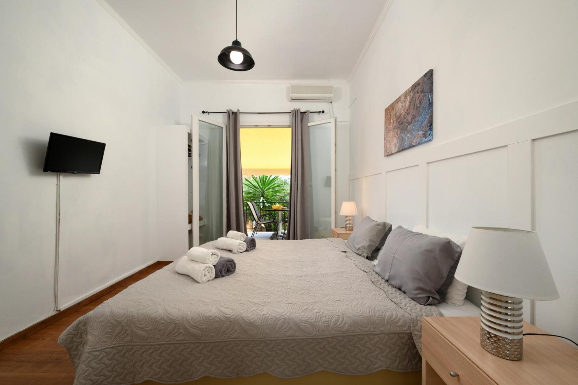Olive Grove Poolside Apartments Benitses  Ngoại thất bức ảnh